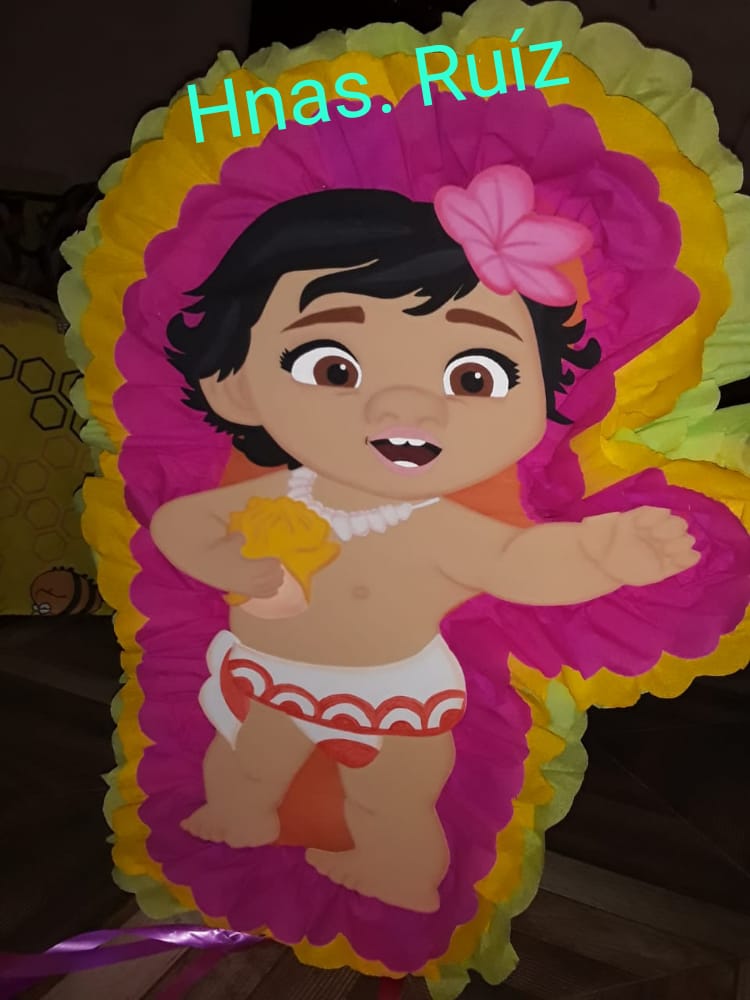 Manualidades En Foami Cartulina Etc Pinata Moana Bebe #piñata #pua #moana nada mejor para celebrar el día del niño con una hermosa piñata llena de sorpresas para los pequeños. manualidades en foami cartulina etc