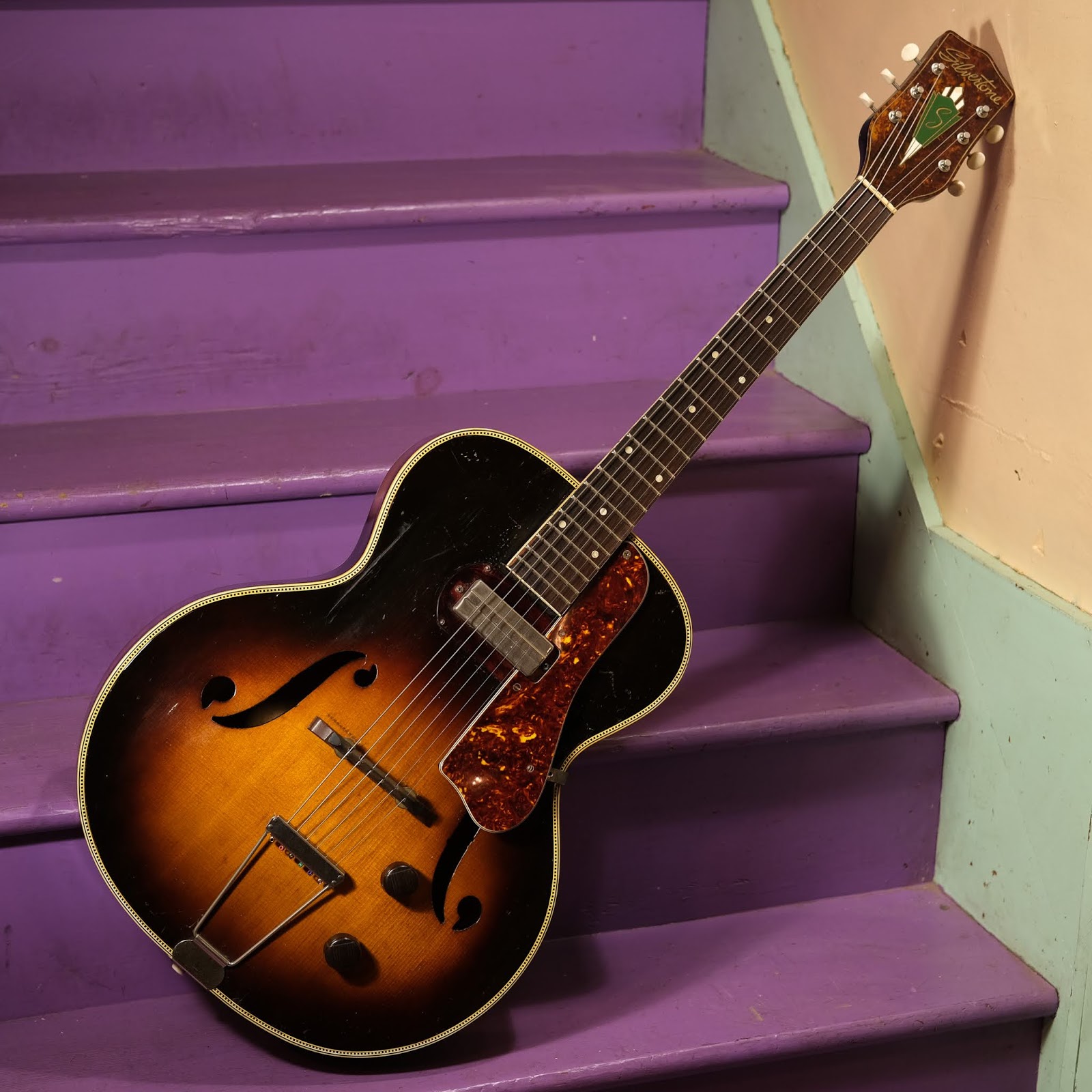 1940s Harmony-made H53 Silvertone Hollowbody Electric Guitar