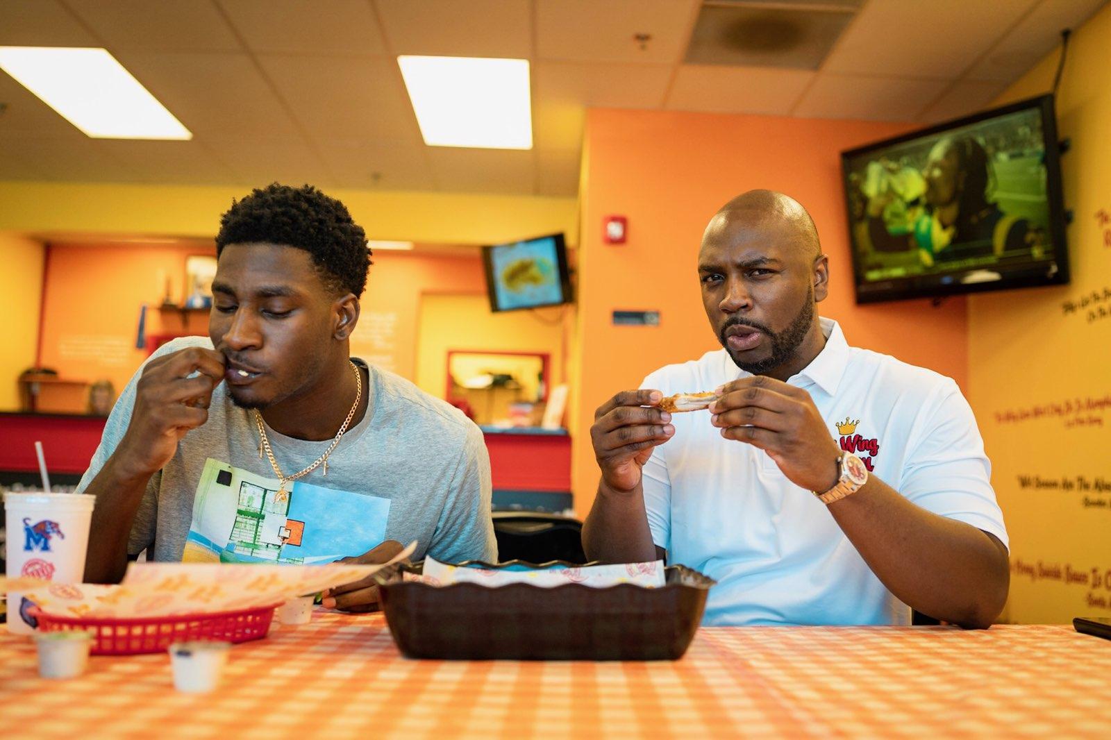 Tomorrow's News Today Atlanta [EXCLUSIVE] The Wing Guru and Kilwin's