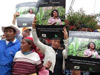 (Fotos) Miles de personas dieron conmovedora despedida a la luchadora dirigente indígena Bertha Các