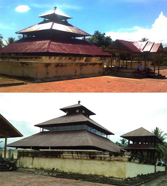 Mosque in Aceh that is shaped like a multi level pyramid