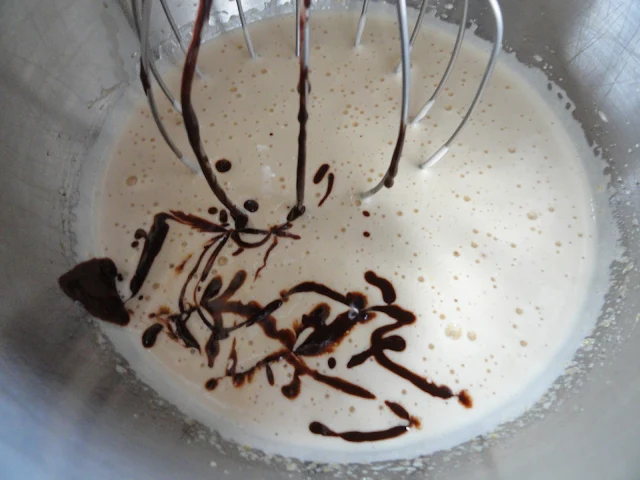 The-Ultimate-Brookies-Melted-Chocolate-Vanilla.jpg
