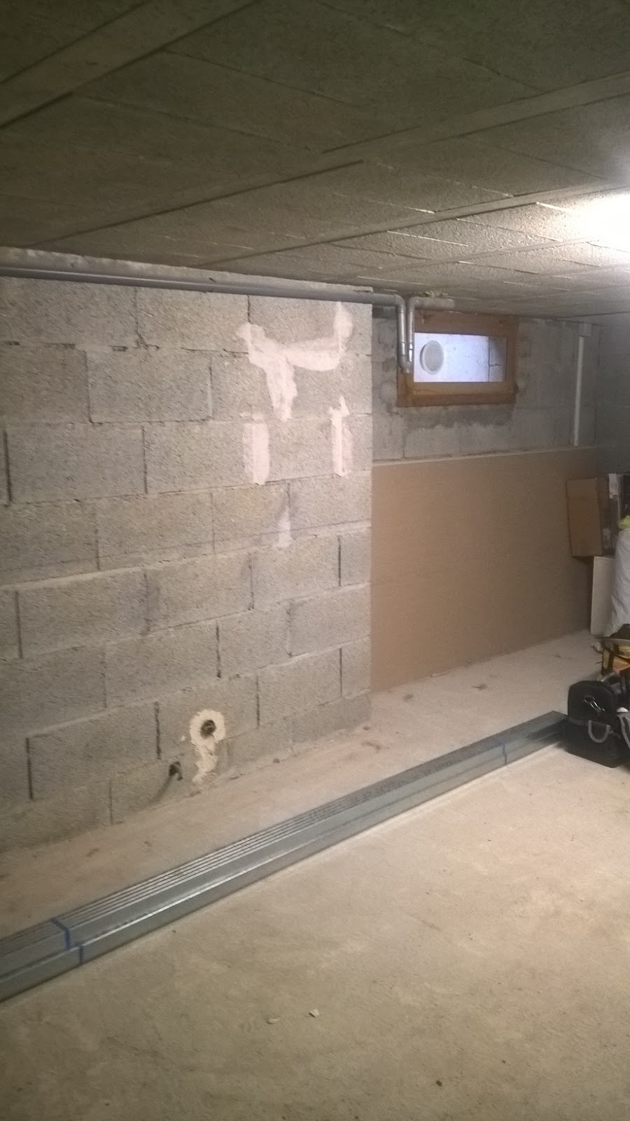 BTS POSE PLACO GARAGE SOUSSOL MURS ET PLAFOND SUR