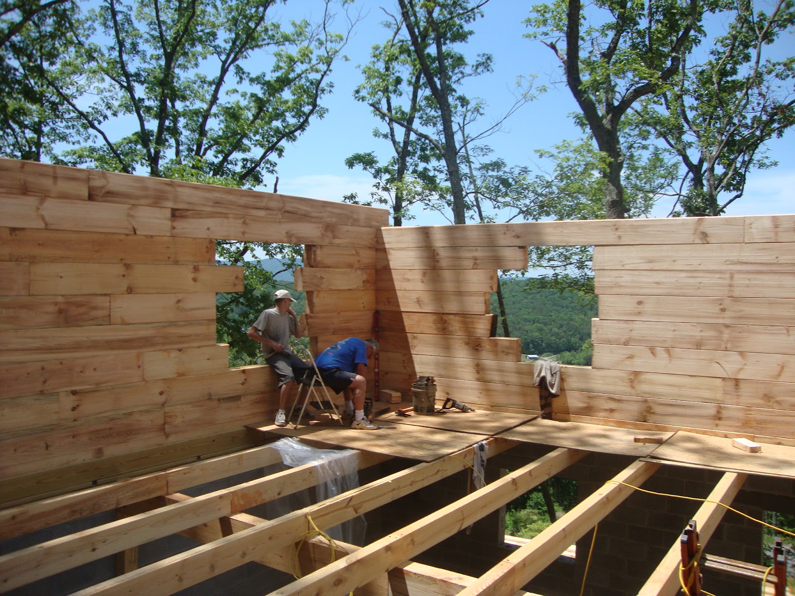 PATRIOT LOG HOME BUILDERS: TN log home BEAM floor rafters