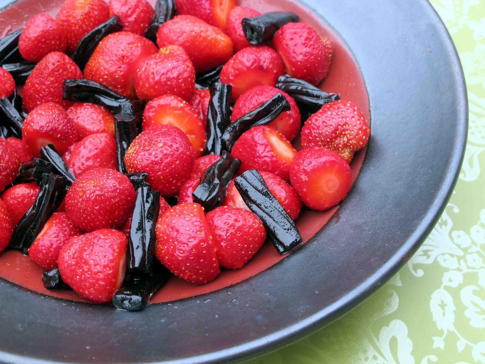 Shoot and Eat Strawberries and Liquorice Dessert