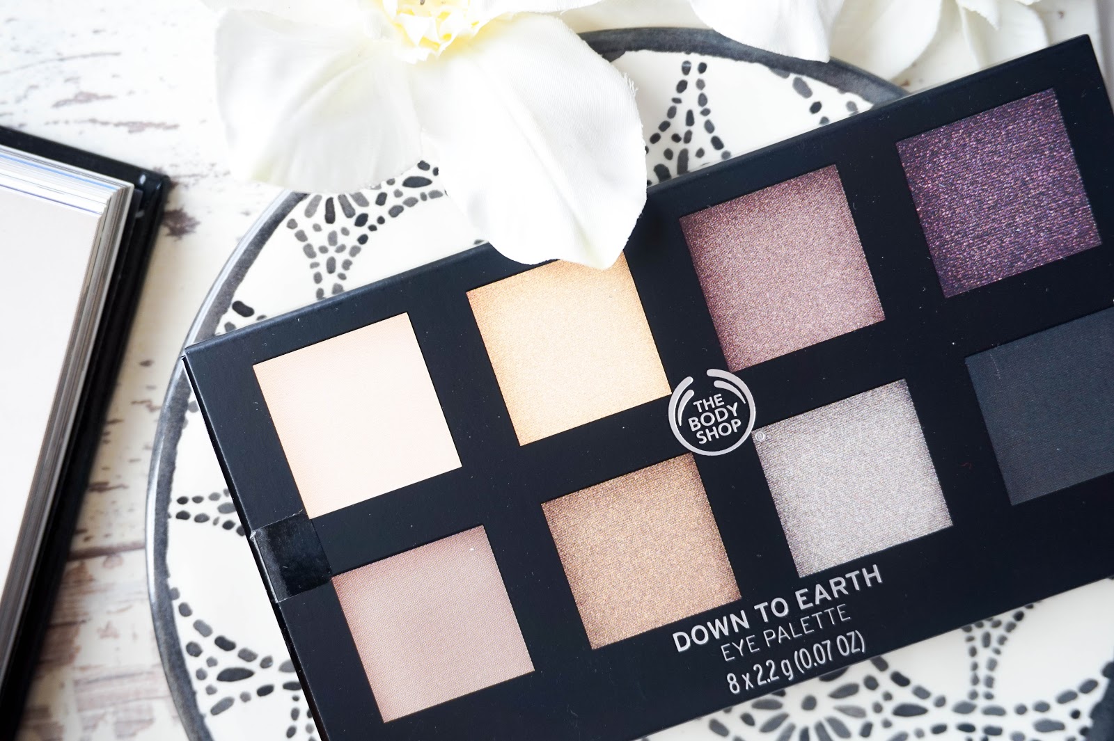 The Body Shop Down To Earth Eyeshadow Palettes The Body Shop Down To Earth Eyeshadow Palettes