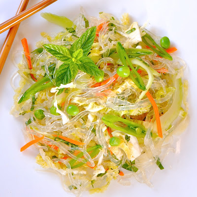 JULES FOOD...: Sea Tangle Noodle Slaw with Vietnamese Dressing