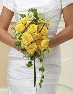 Yellow rose wedding flowers ~ wedding flowers ideas