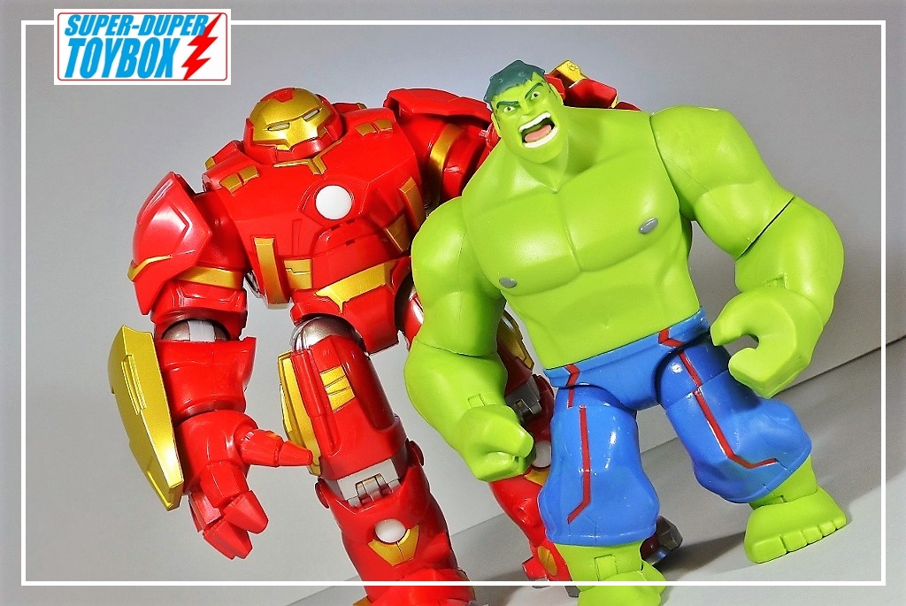 SuperDuperToyBox Disney Marvel Toybox Hulkbuster & Hulk Battle Set