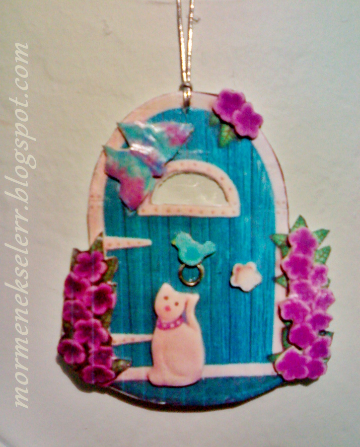 mormenekşeler kedili ev kapıları