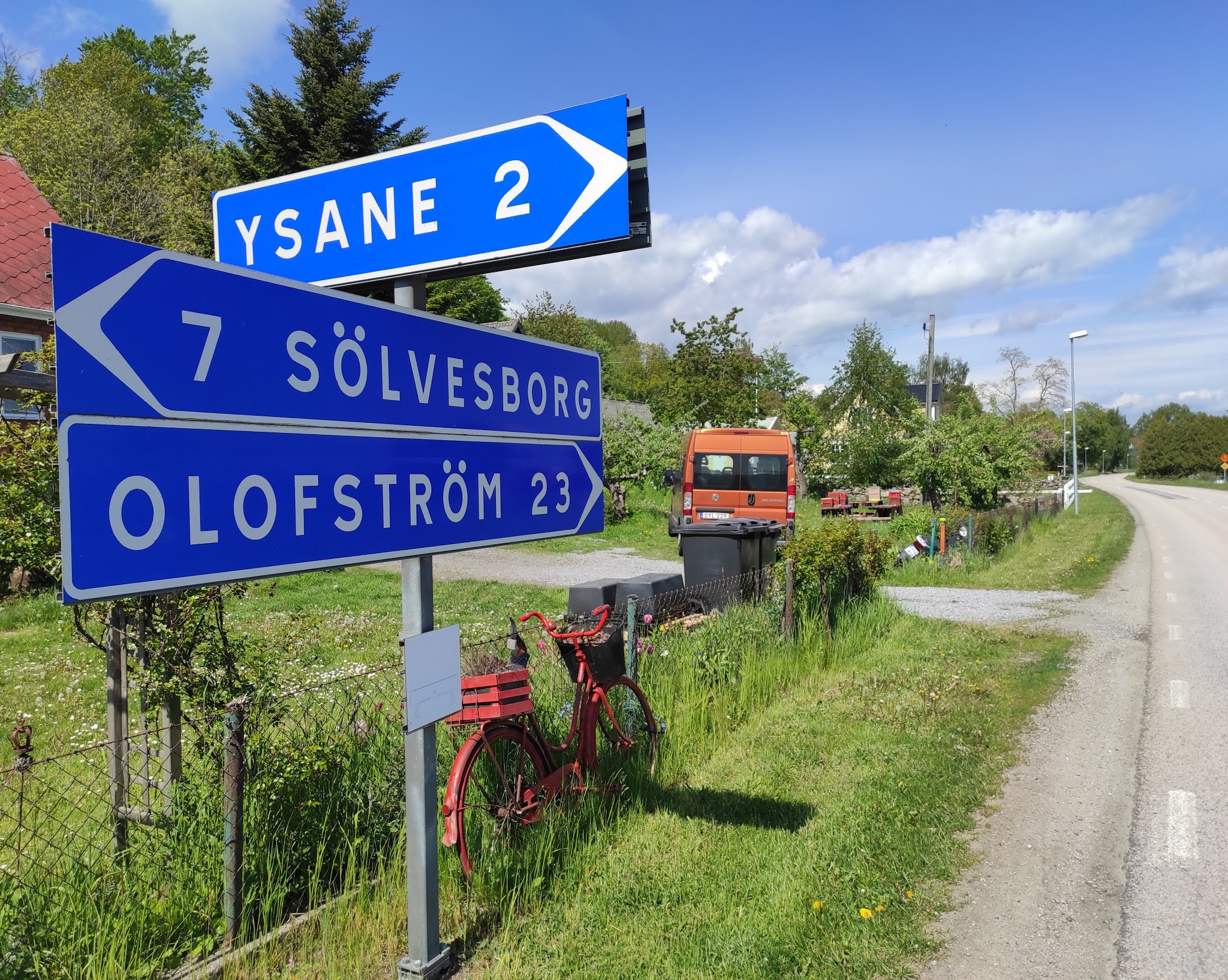 Sturellas Fotoblogg ANNANDAG PINGST med Rödabella