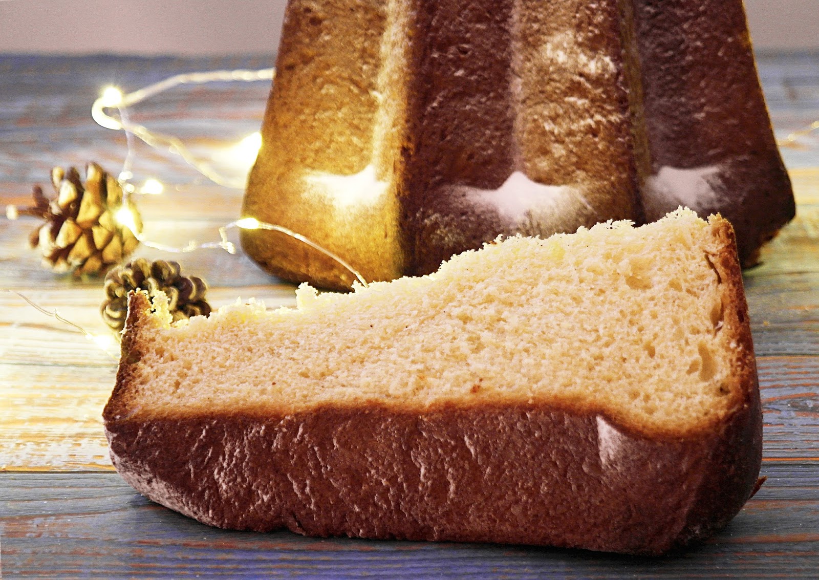 Pandoro con lievito di birra Pandoro con lievito di birra