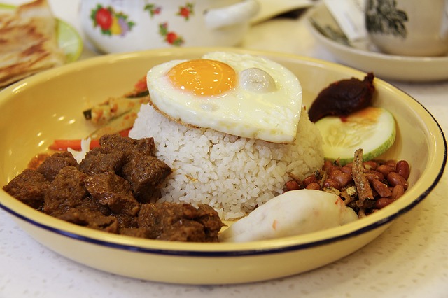 Peluang Usaha Makanan Khas Daerah