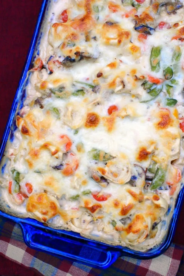 Tortellini and Garden Vegetable Bake | thetwobiteclub.com