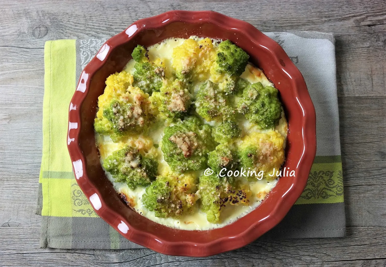 COOKING JULIA : GRATIN LÉGER DE CHOU ROMANESCO