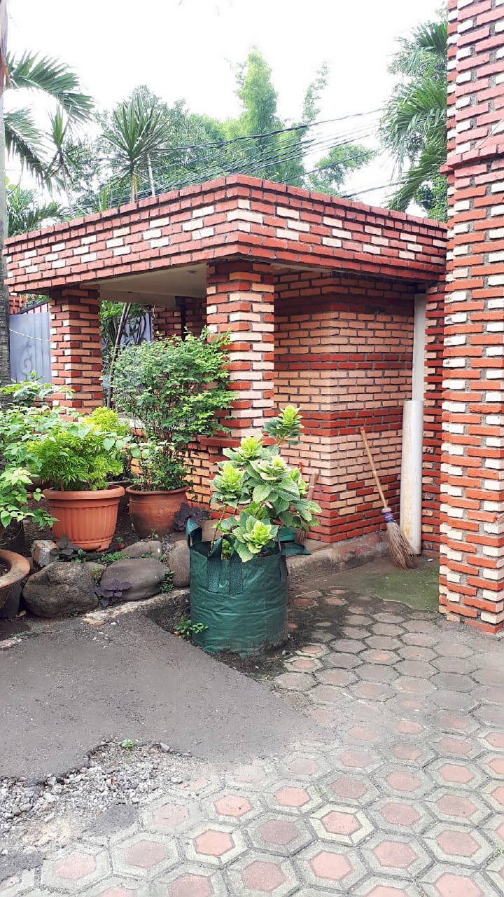 Download Rumah Mewah 8 Kamar Tidur PNG