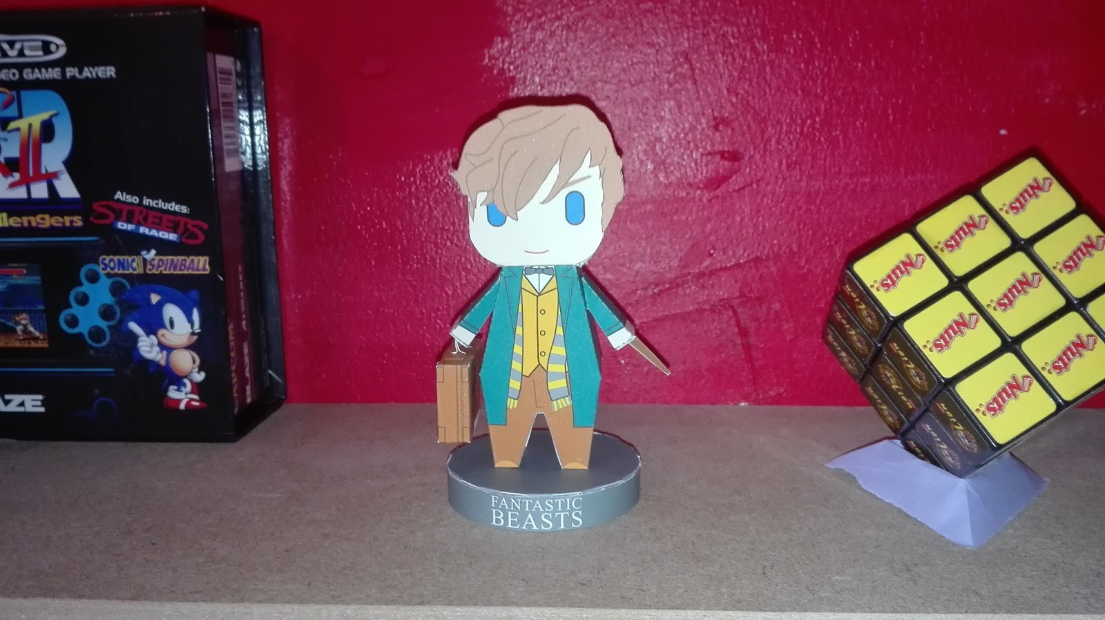 Les Animaux Fantastiques Diy Papercraft Newt Scamander Norbert Dragonneau