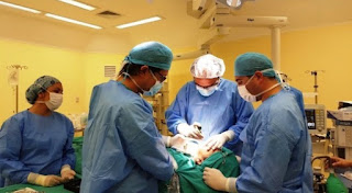 Inedita Cirujía: Cerca de cuatro horas duró la primera cirugía de reemplazo de la articulación temporamandibular realizada en el Hospital Dr. Abraham Godoy Peña de Lautaro Inedita Cirujía: Cerca de cuatro horas duró la primera cirugía de reemplazo de la articulación temporamandibular realizada en el Hospital Dr. Abraham Godoy Peña de Lautaro