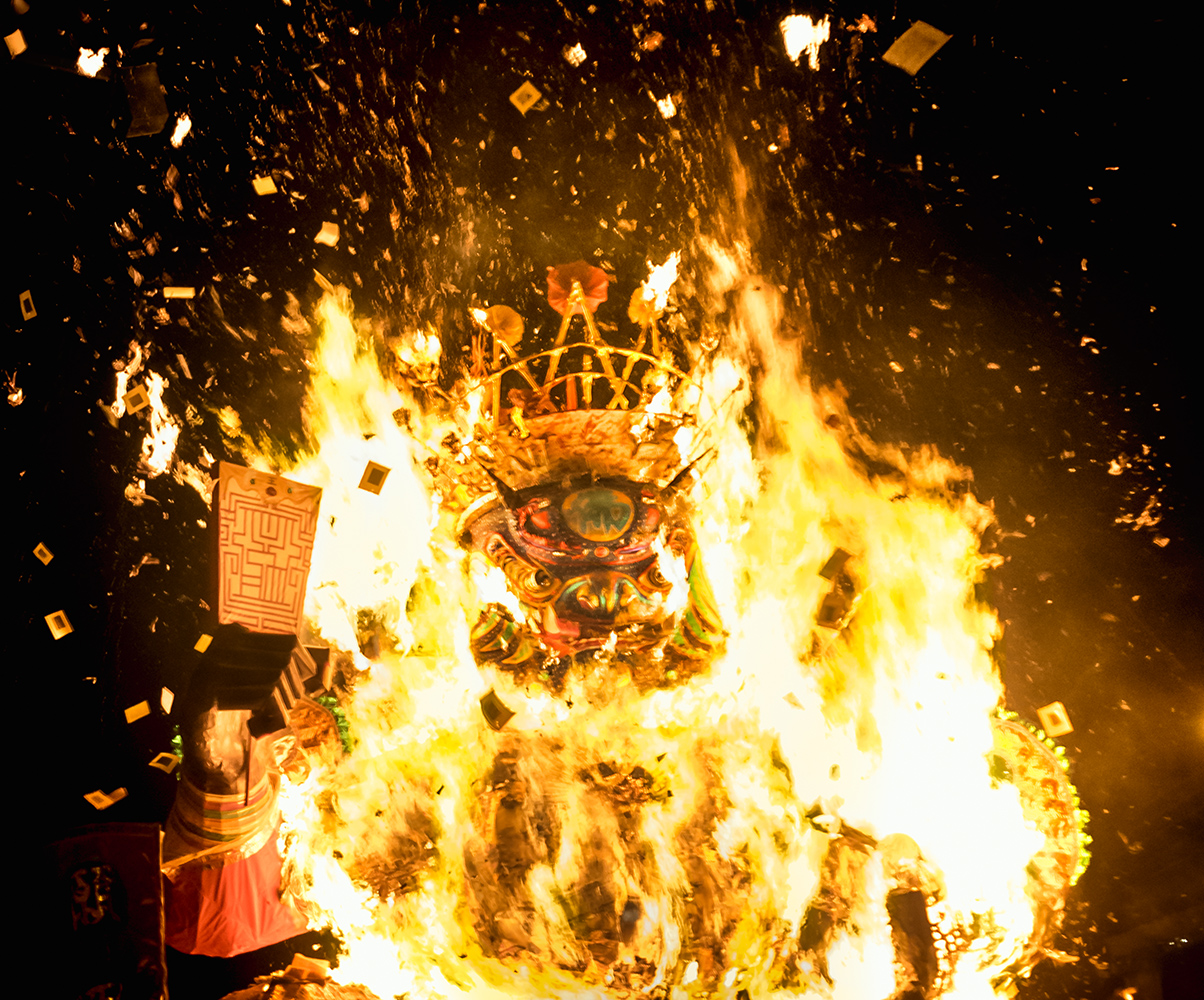 Another year of quiet Hungry Ghost Festival Photo.Culture.Travelogue