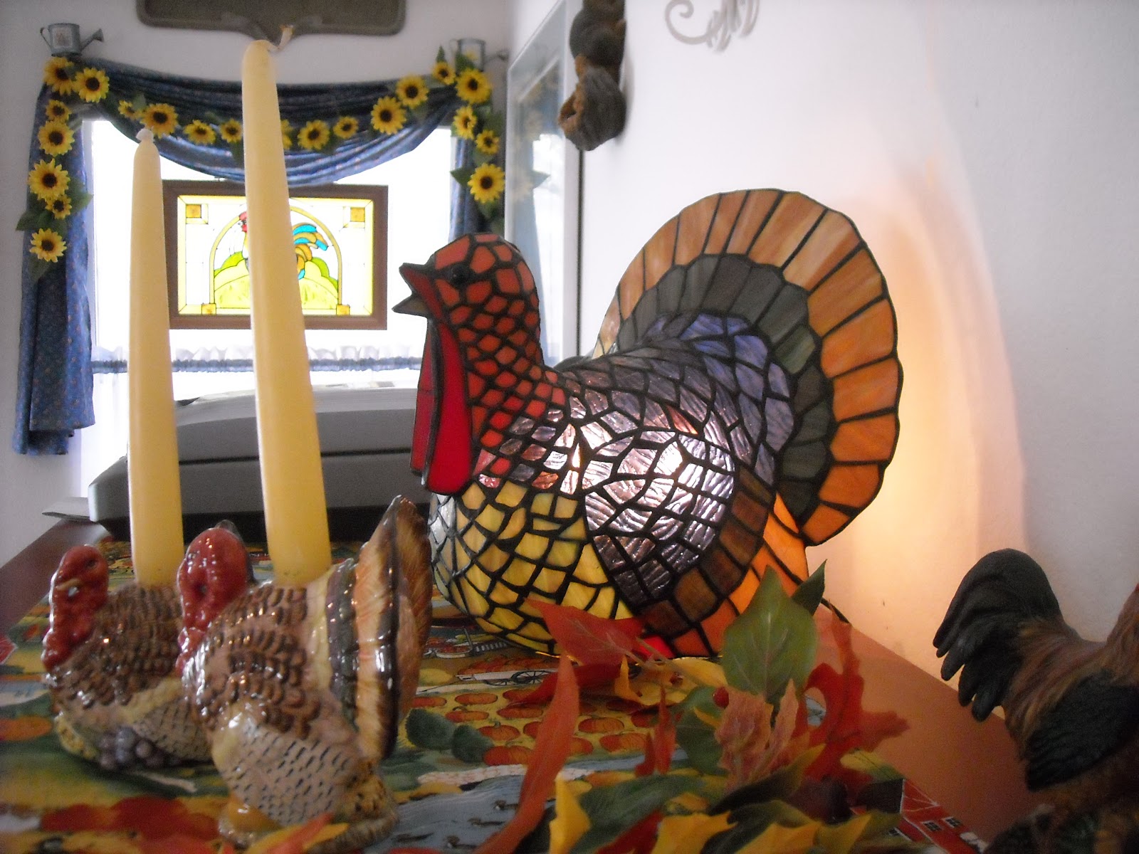 J. Thaddeus Ozark's Cookie Jars and Other Larks: Stained Glass Turkey