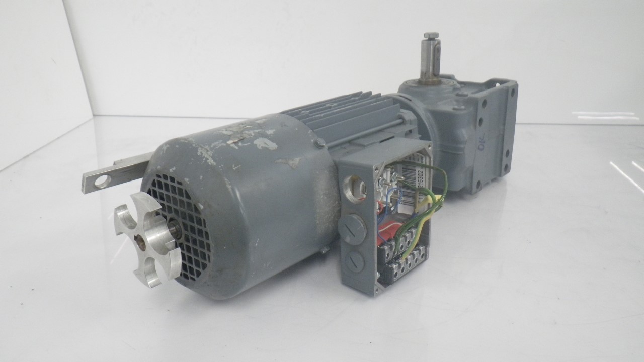 Fungsi Transmisi Gearbox Motor