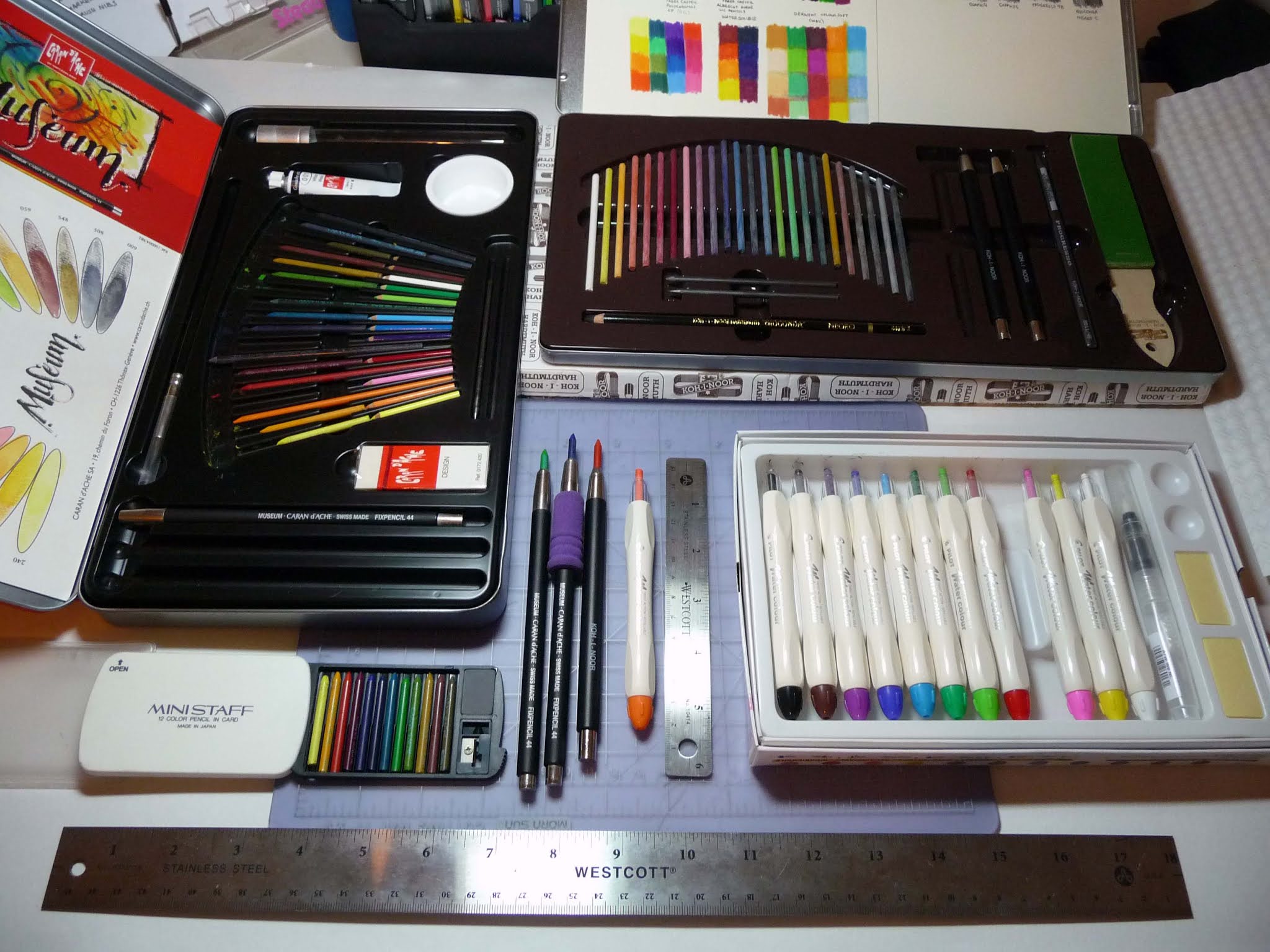 Faber Castell Wooden Box 24 colored pencils 7 watercolor 2 grip 2B 18 oil  pastel