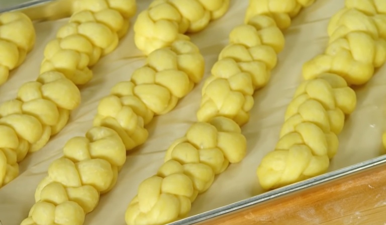 Egg bun