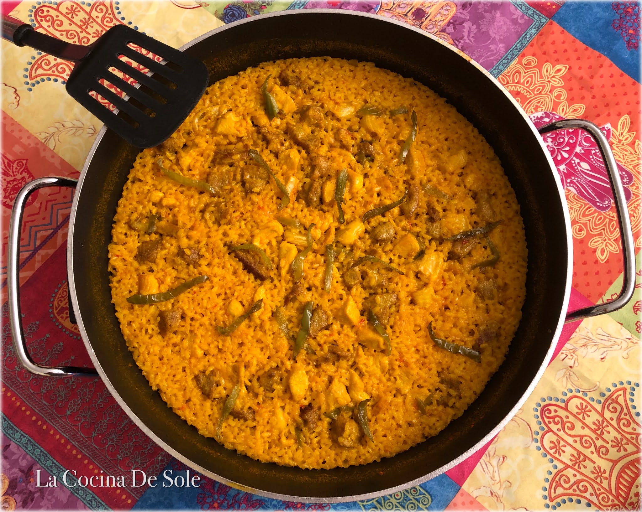 La Cocina De Sole PAELLA DE POLLO Y CERDO