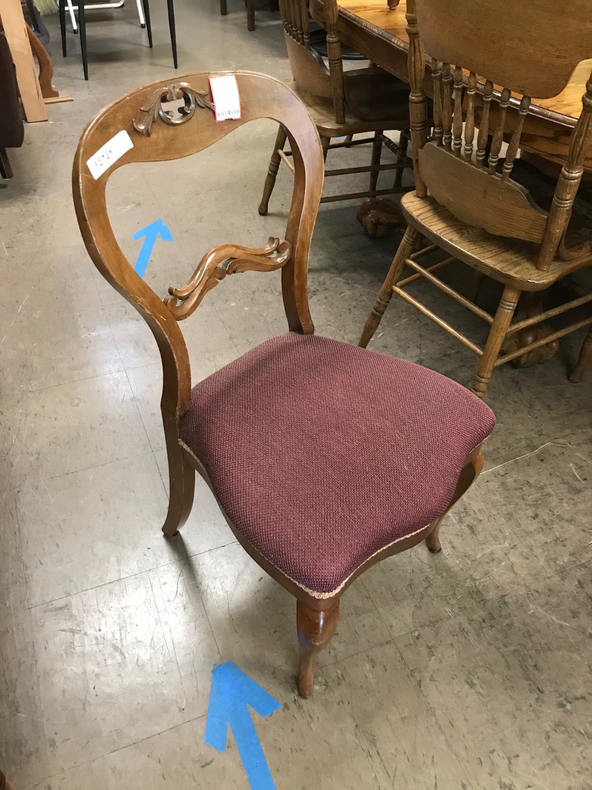 UHURU FURNITURE & COLLECTIBLES SOLD **BARGAIN BUY** 33232 Antique