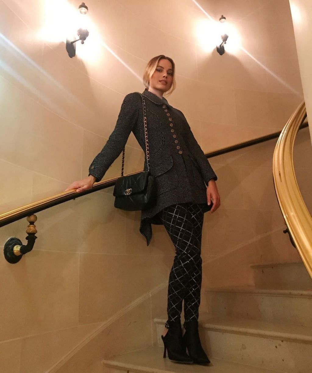 margot robbie bts photoshoot for events 2019 0 0 october 7 2019