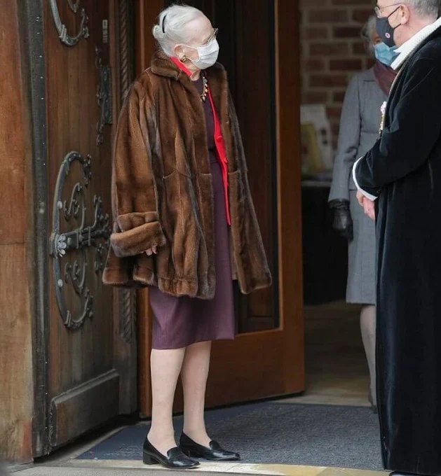 Brown fur coat. Aarhus Cathedral Choir that performed Easter hymns. Crown Princess Mary, Princess Isabella and Princess Marie