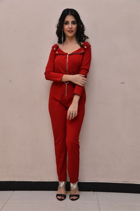 Kashish Vohra at 1st Rank Raju Teaser Launch