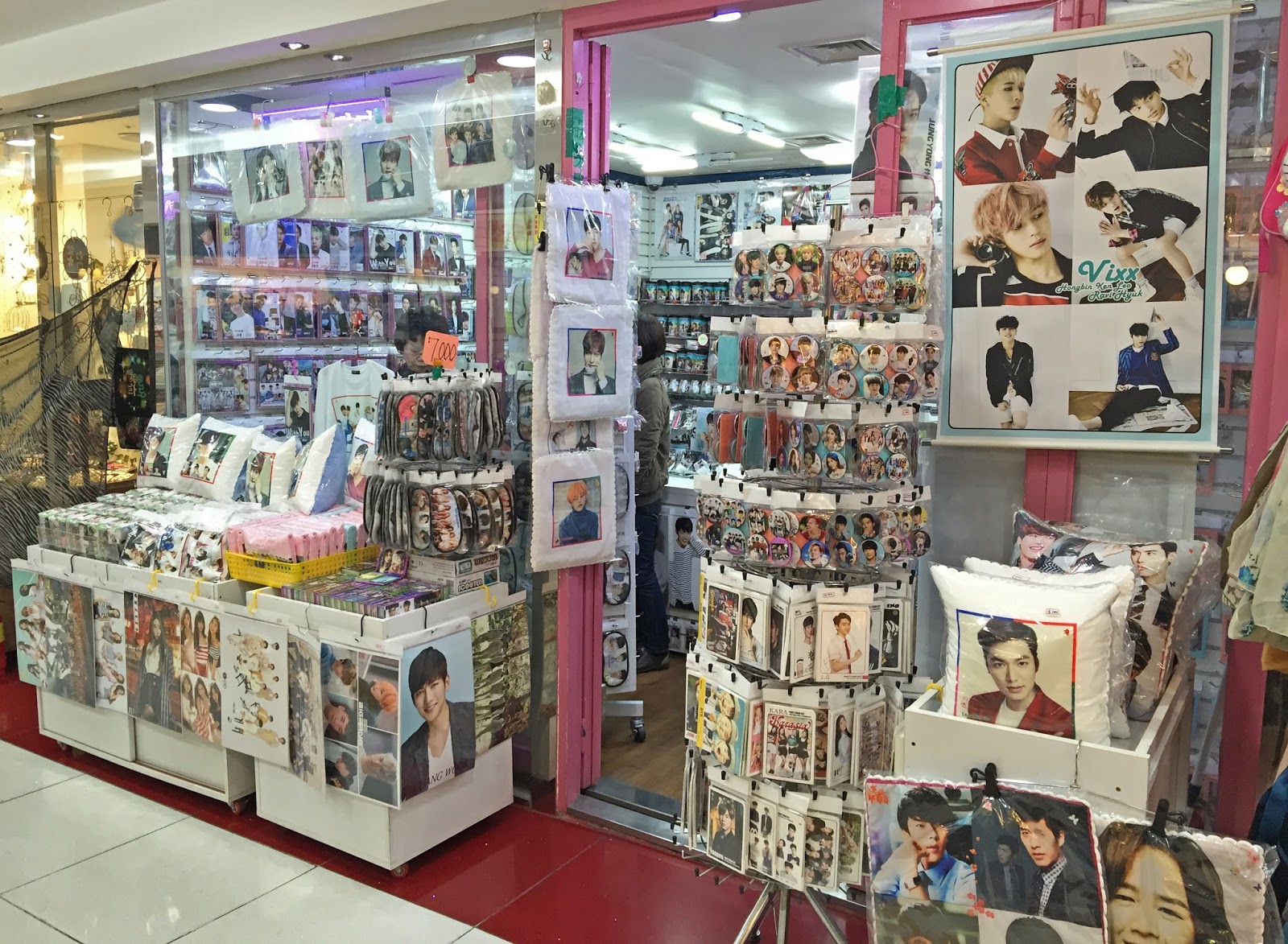 TOKO ONLINE KPOP GOMDORI STORE Aneka Stuff Serba Korea