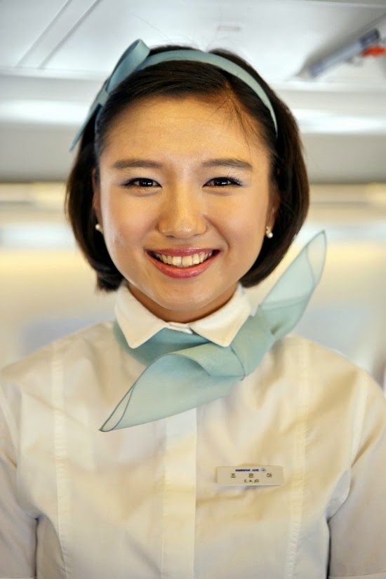 The pretty angels in Korean Air ~ World stewardess Crews