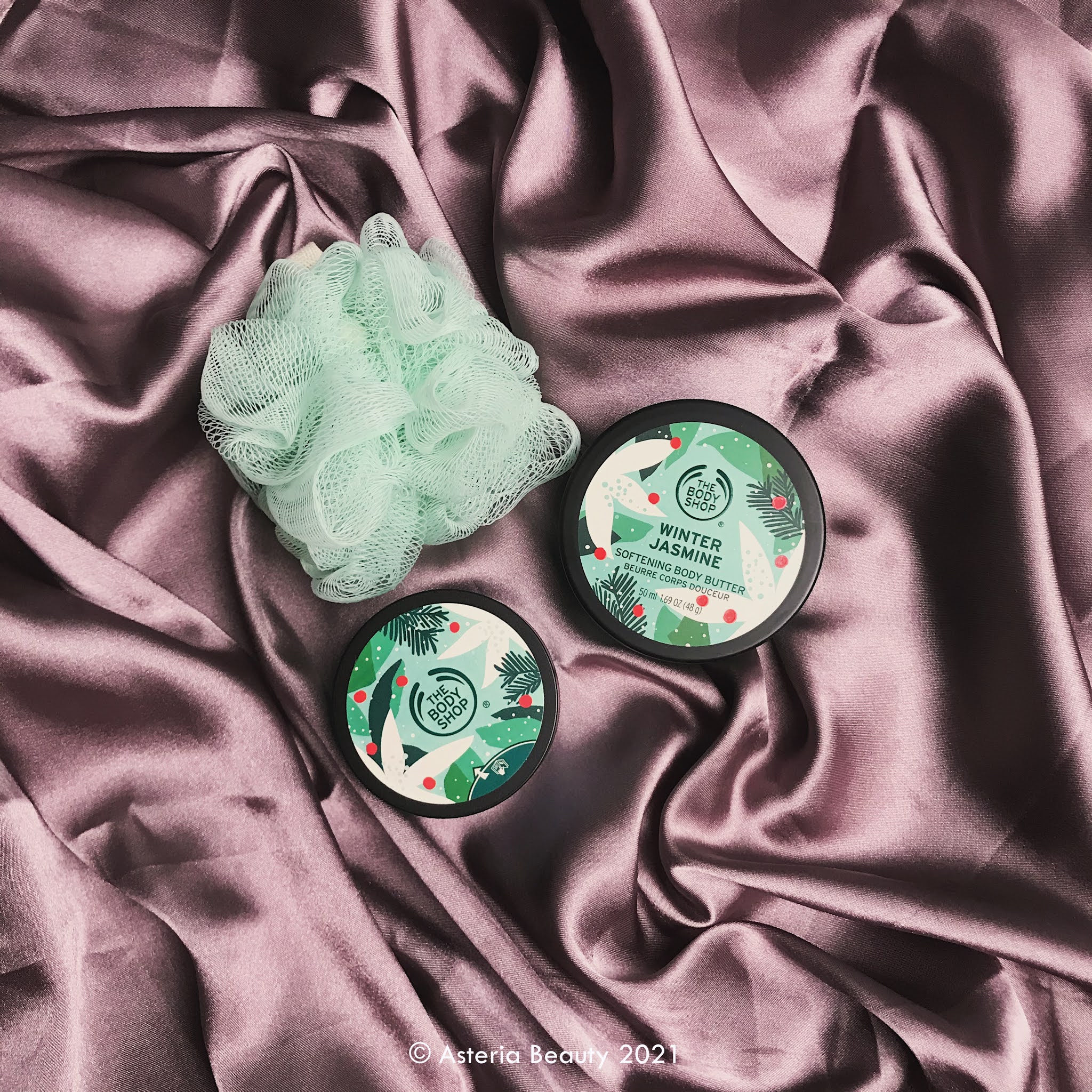REVIEW The Body Shop Gift Mini Winter Jasmine Wreath—Body Scrub & Body