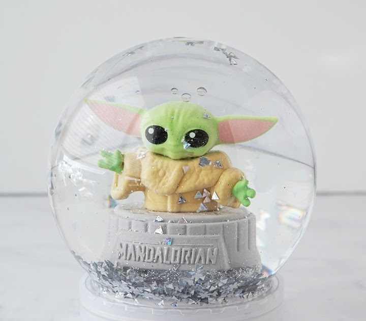 Mandalorian baby yoda snow globe Mandalorian Baby Yoda Snow Globe | artsy-fartsy mama