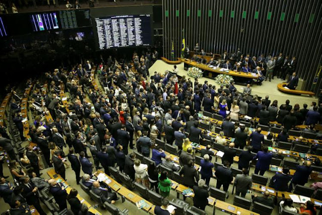 Câmara aprova divórcio imediato em caso de violência doméstica