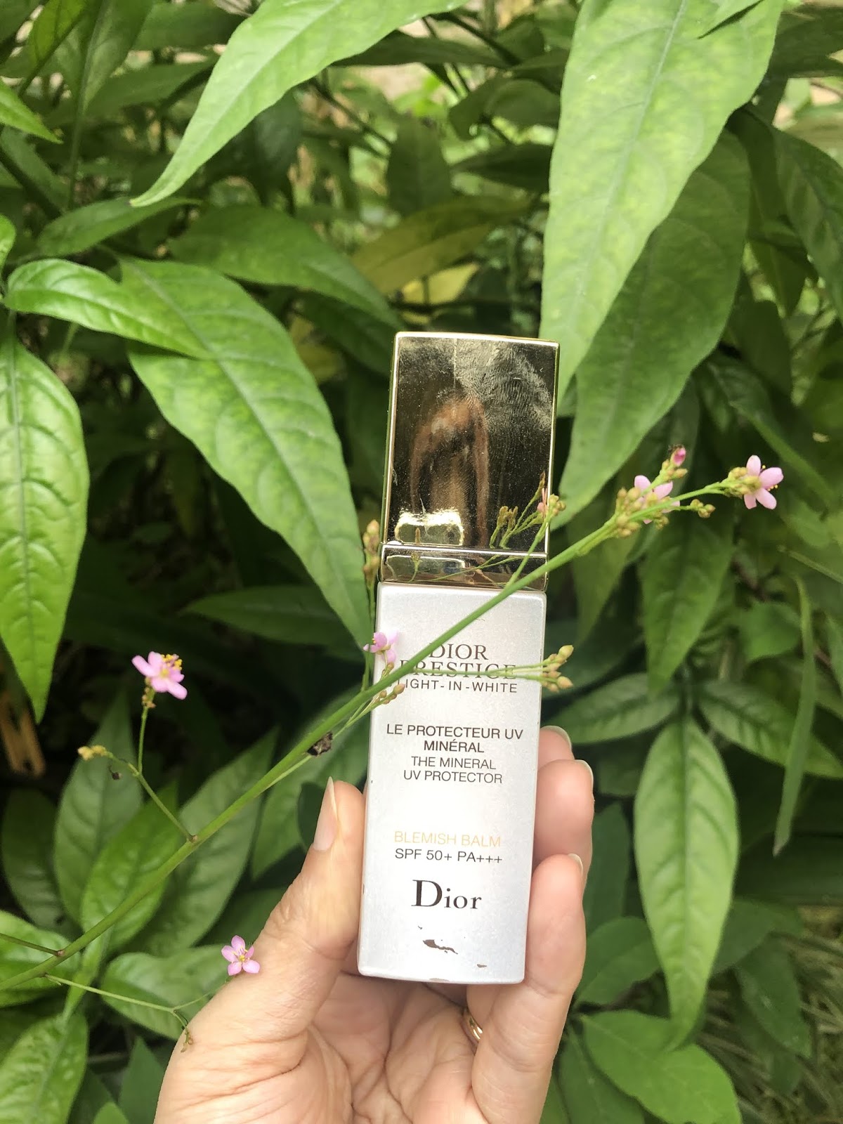 How To Get Glowy Skin Dior Prestige Light in White Blemish Balm Review