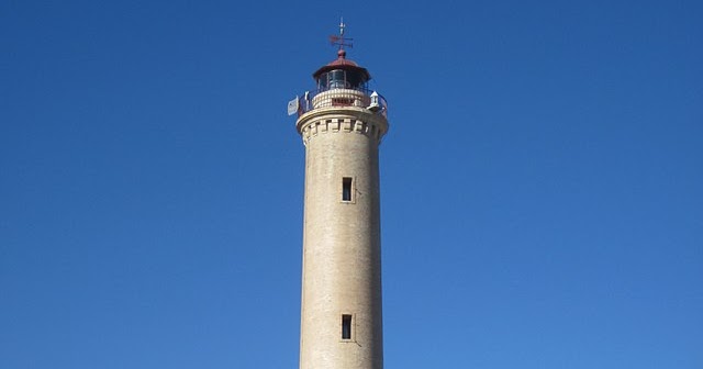 MIL Y UNA HISTORIAS Faro de Cabo