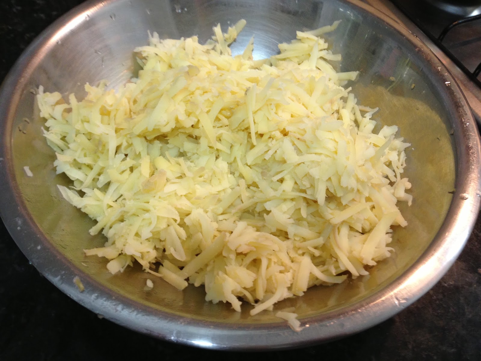 Delícias da Cozinha lá de Casa: Batata Rosti Com Recheio de Frango e ...