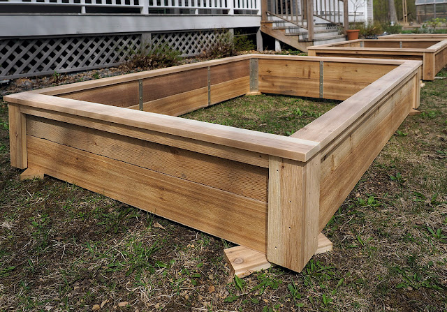 Minnesota cedar raised beds Artist & Builder LLC