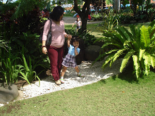 travelling bersama keluarga