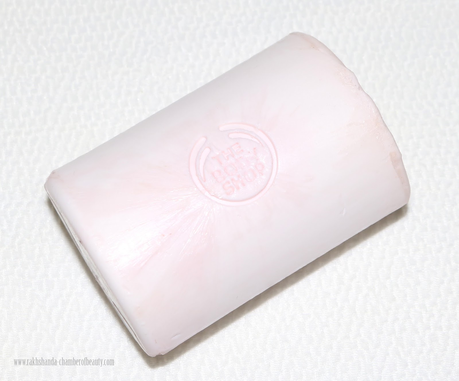 THE BODY SHOP VITAMIN E FACIAL CLEANSING BAR REVIEW THE BODY SHOP, THE BODY SHOP FACIAL CLEANSING BAR REVIEW
