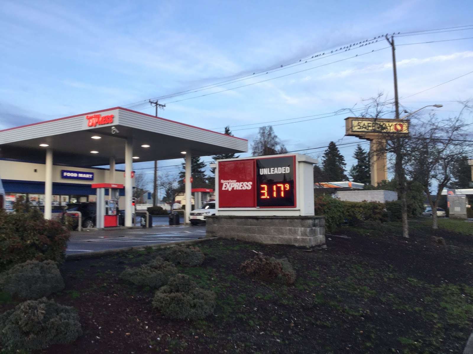 Semioriginal gas sign