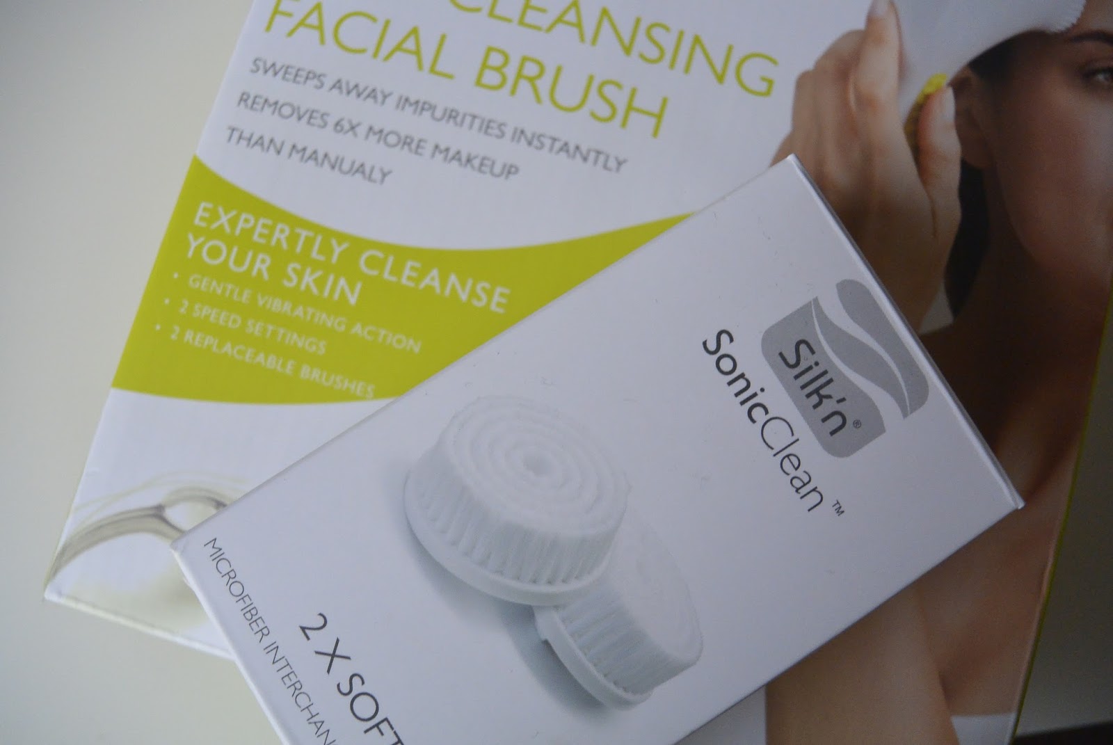 Review Silk'n SonicClean deepcleansing facial brush Irispraat.nl