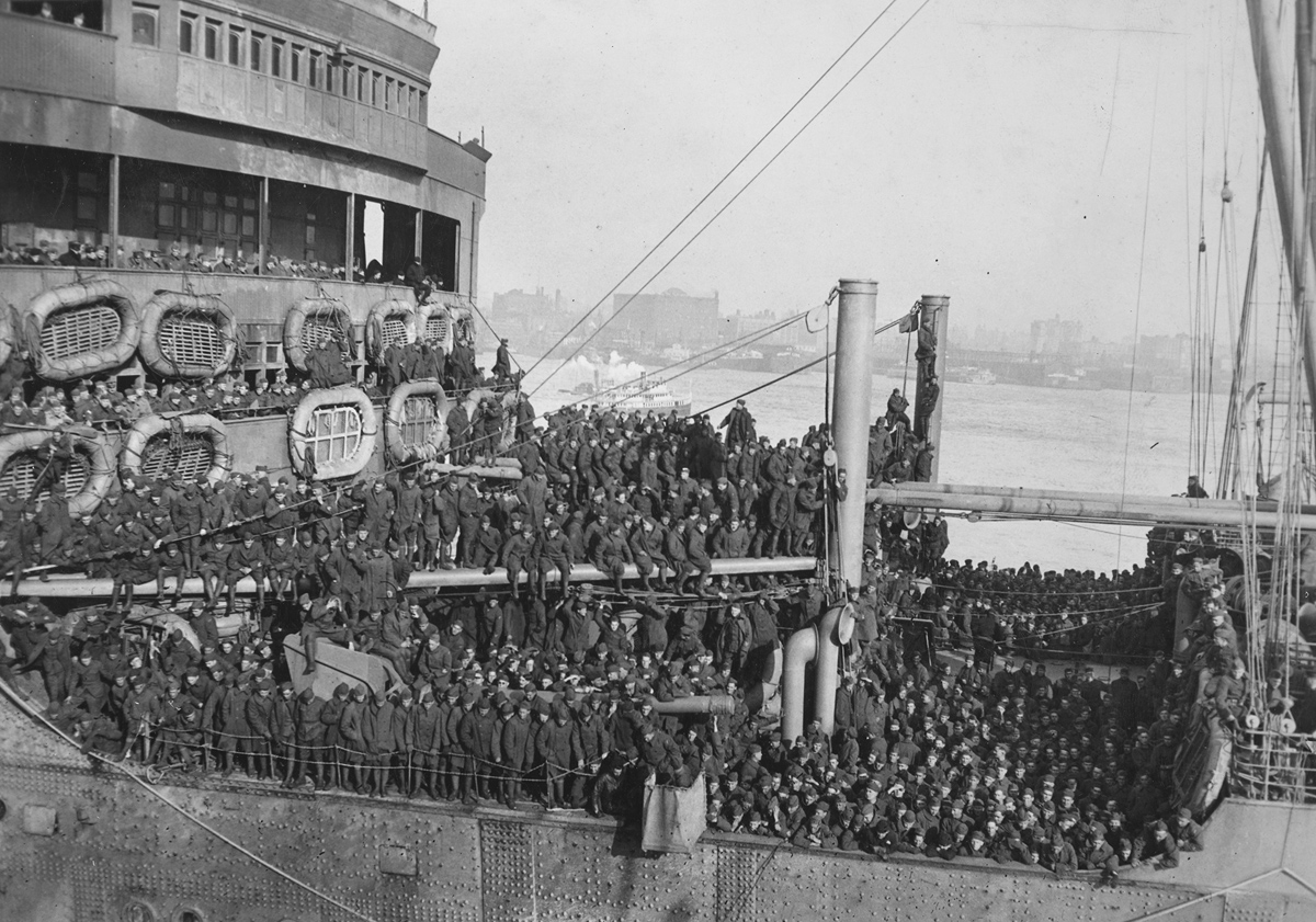 Original caption: The Leviathan that brought back 166th Infantry. The Leviathan returned with 12,000 of our boys from France. Among them were the 166th Infantry, 42, Rainbow Division