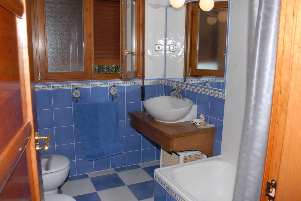 Decoracion Actual de moda: Baños en distintos tonos de Azul