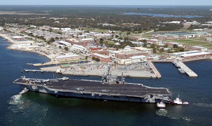 Homem mata 3 em base naval na Flórida e é morto em seguida