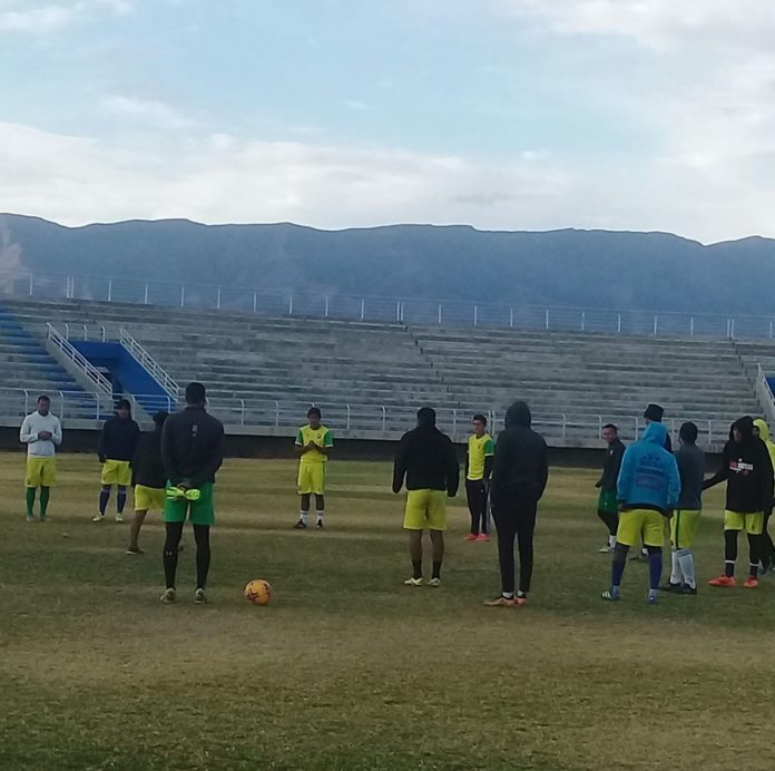 31' ¡Gol de Atlético Palmaflor! Ramón Coronel abre el marcador