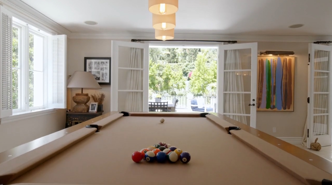 25 Photos vs. 721 Dolo Way, Los Angeles Interior Design Luxury Mansion Tour
